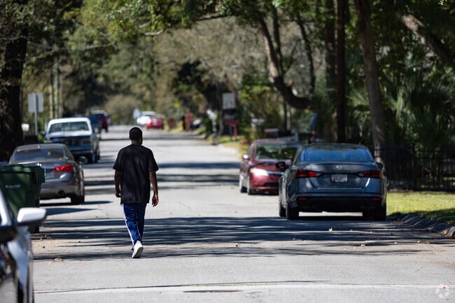 Walk the shaded streets of West Savannah.