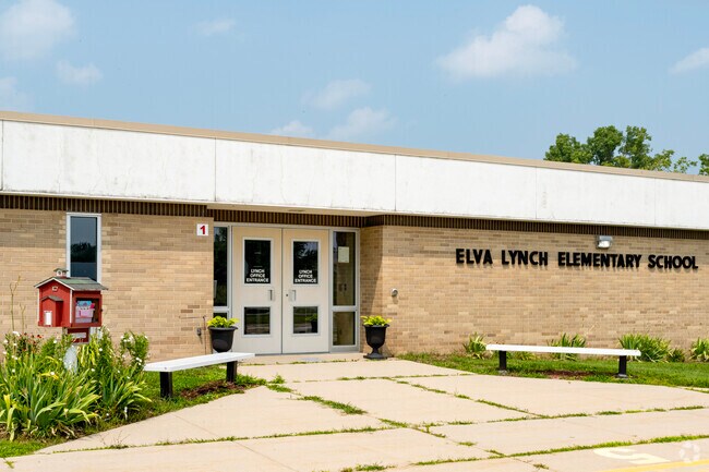 Elva Lynch Elementary School main entrance in Lapeer County.