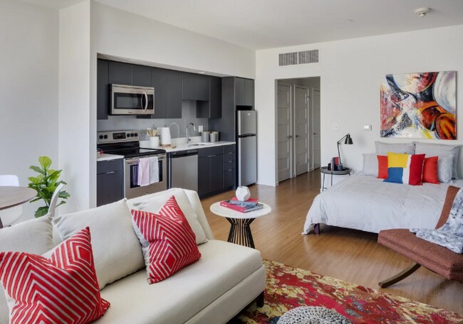 *Pictures are representative samples of the advertised unit. In some cases, the actual units you tou