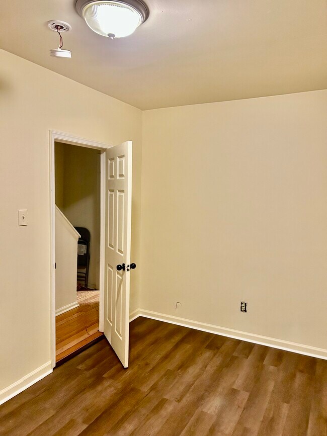 1422 N Willington St, Philadelphia, PA 19121 - photo 3