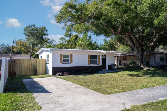 4818 68th St N, Saint Petersburg, FL 33709 - photo 5