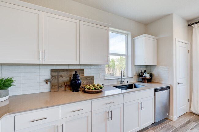 1151 MacLure Ave W, Madera, CA 93636 - photo 7