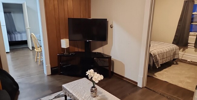 407 16th Ave, Charles City, IA 50616 - photo 5