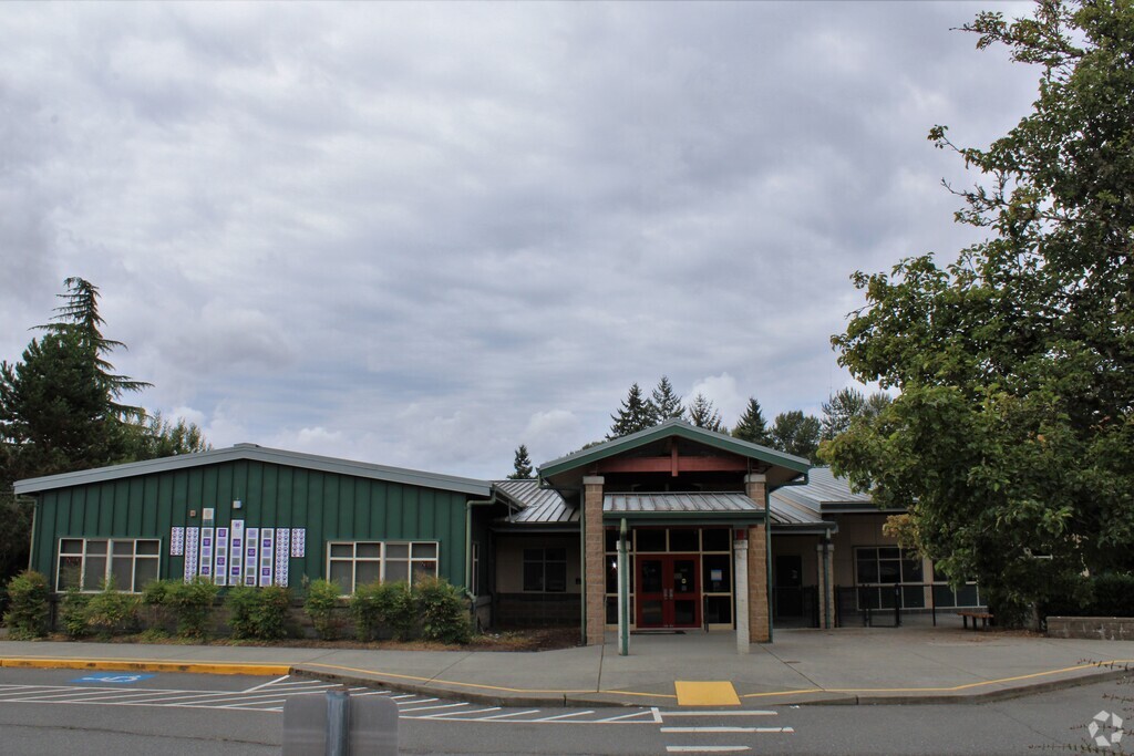 Mark Twain Elementary School is in the North Rose Hill neighborhood of Washington.