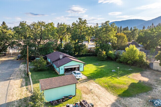 Ranch style homes are the most popular style of home in the Kerby area.