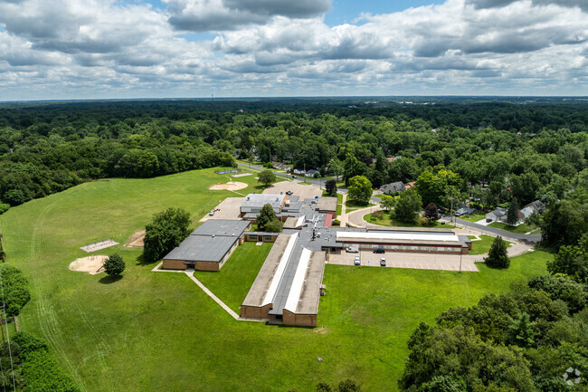 Northeastern Elementary School has a stellar C- rating from Niche.com.