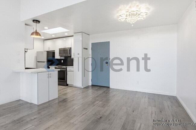 4295 Vía Arbolada, Los Angeles, CA 90042 - photo 7