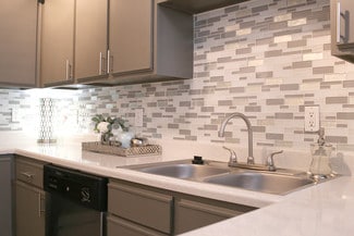 10000 N Eldridge Pkwy, Houston, TX 77065