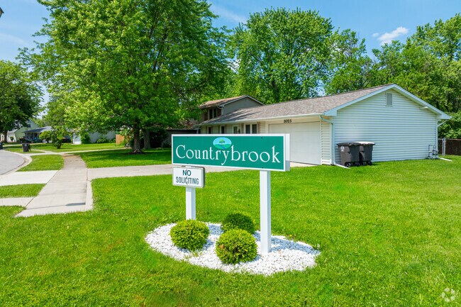 Welcome to Fort Wayne's Countrybrook neighborhood.