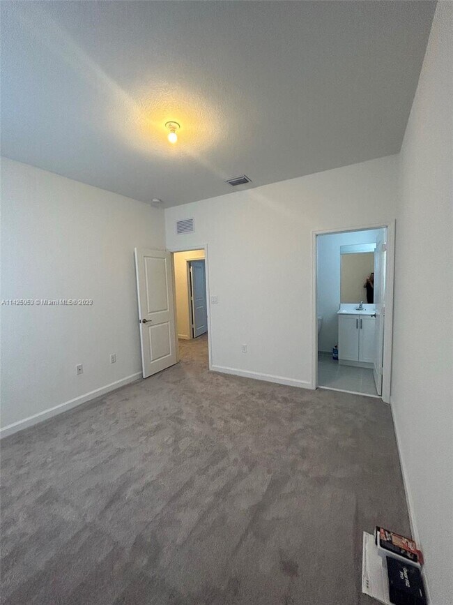 13351 SW 284th St, Homestead, FL 33033 - photo 6