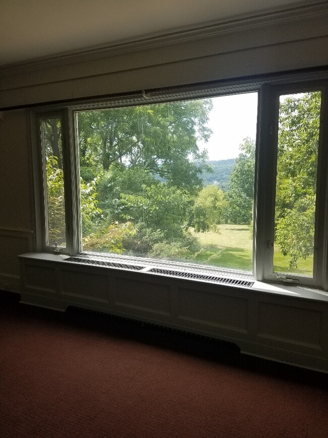 115 Llenroc Ct unit B, Ithaca, NY 14850 - photo 7