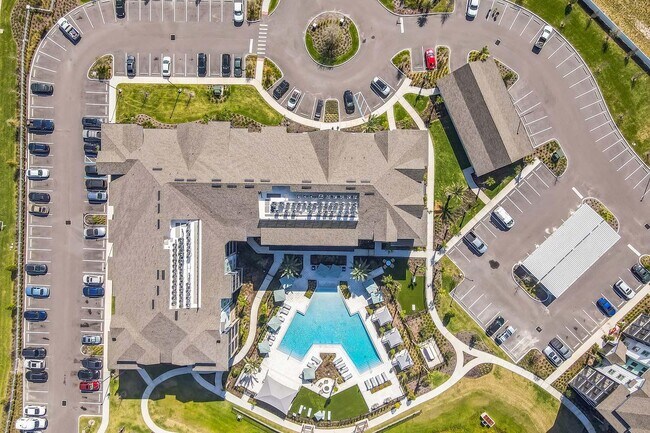 4902 Cosmos Cir unit 207.1410473, Wimauma, FL 33598 - photo 6