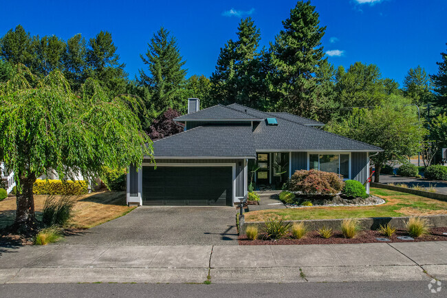 There are many modern home options throughout Cedar River.
