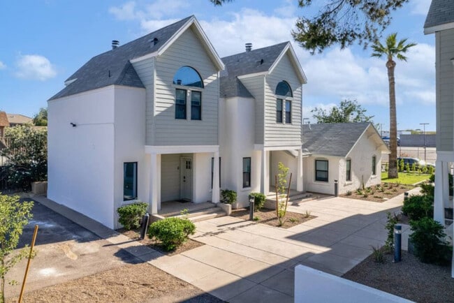 909 E Camelback Rd unit ID1366951P, Phoenix, AZ 85014 - photo 7