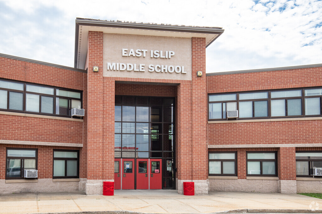 East Islip Middle School main entrance is highly rated and teaches 6-8 in Islip Terrace, NY.