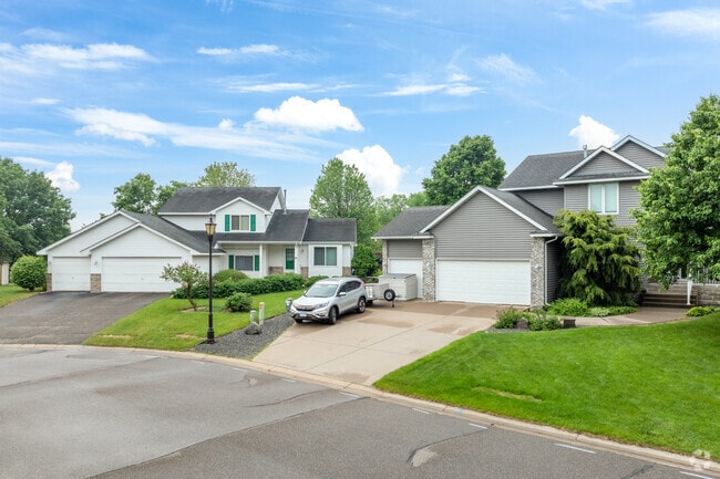Large traditional homes can be found around Trinity Gardens.