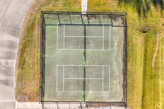 The Lambs Elementary school has unique features such as tennis courts.