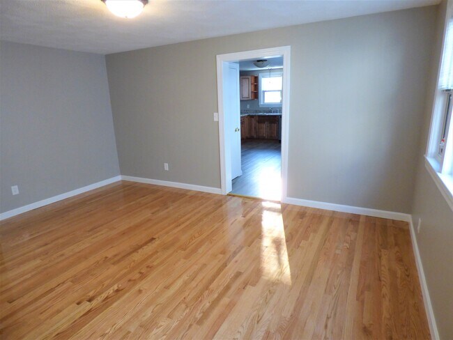 10 Stearns St unit 1, Waltham, MA 02453 - photo 6