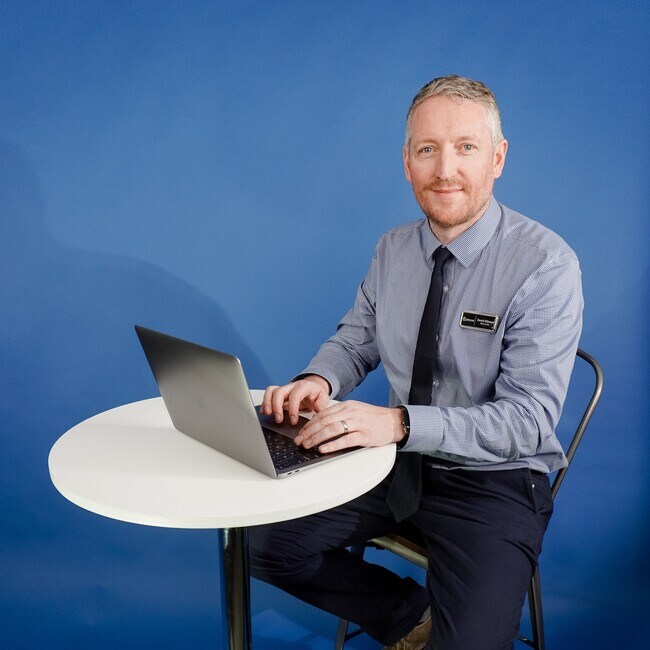 Agent Photo