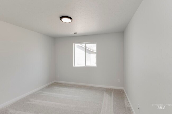 7249 E Shields Dr, Nampa, ID 83687 - photo 4