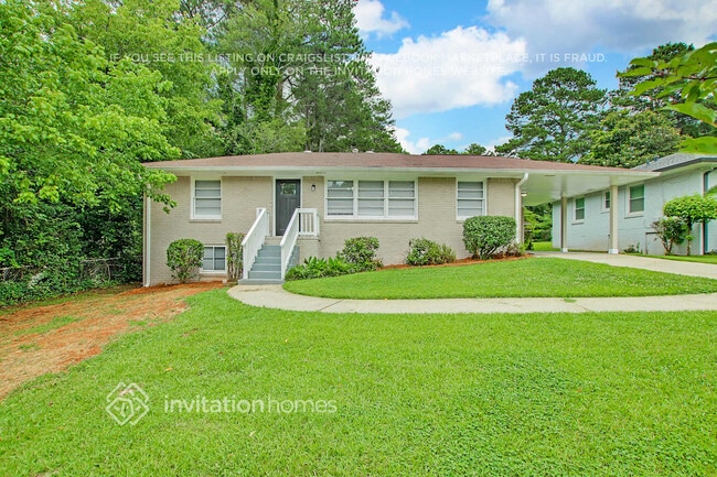 2246 Collins Dr, Atlanta, GA 30344 - photo 2