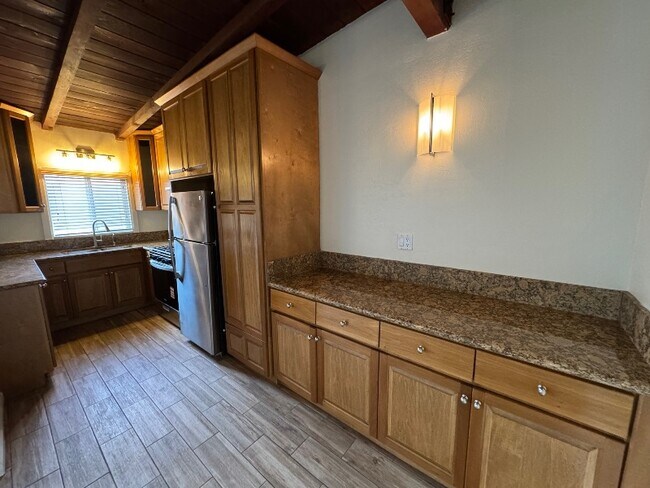 1422 Manhattan Beach Blvd unit 1422, Manhattan Beach, CA 90266 - photo 4