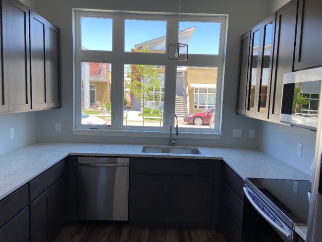 902 Blondel St unit 103, Fort Collins, CO 80524 - photo 3