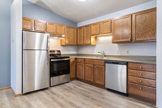 9900 Redwood St NW, Coon Rapids, MN 55433