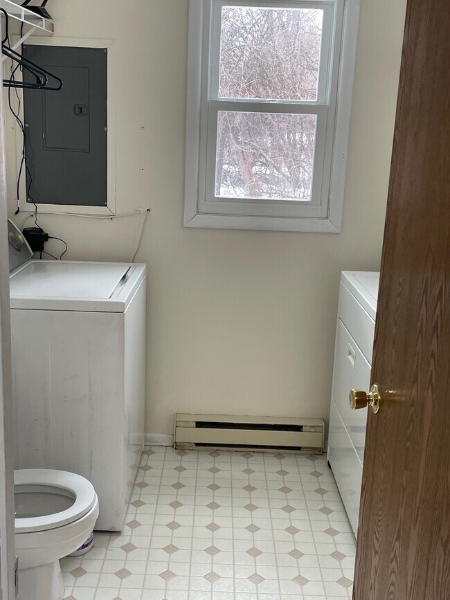 Laundry & 1/2 bath