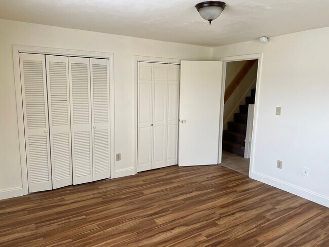 6 Spring St unit 8, Newmarket, NH 03857 - photo 6