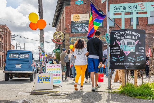 Georgetown Bites & Sites brings folks to the neighborhood each year to patronize businesses.