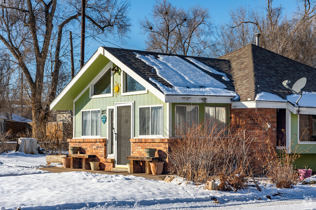 The east side of Evans features early-to mid-1900s bungalows.