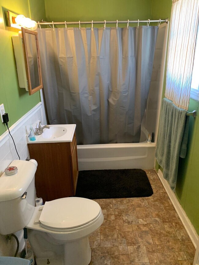 736 Division St, Stevens Point, WI 54481 - photo 2