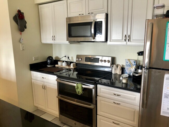 533 Commonwealth Ave, Boston, MA 02215 - photo 3