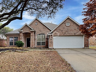 210 Sparrow Hawk Dr, McKinney, TX 75071