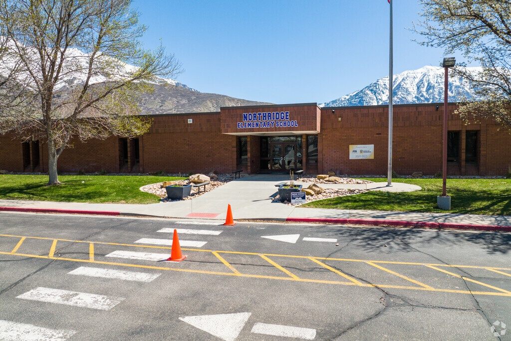 Northridge Elementary School is a public elementary school in Northridge that offers a high-quality education for students in grades K-6.
