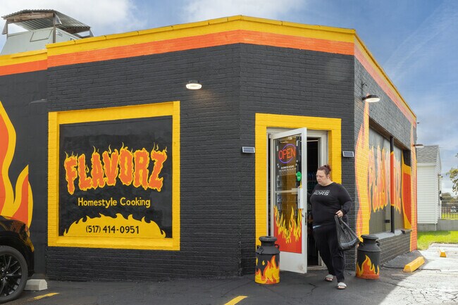 Residents of Nixon can head to Flavorz on Cooper St to satisfy their hunger.