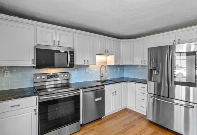 134 Russet Ln, Boxborough, MA 01719 - photo 7