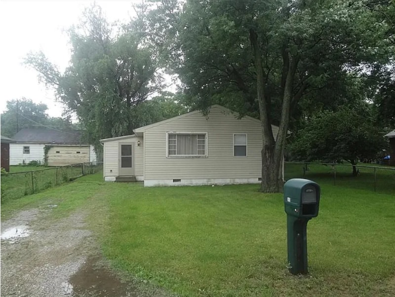 1419 Bacon St, Indianapolis, IN 46227 - photo 1