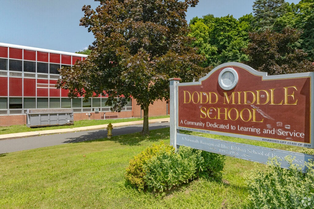 Dodd Middle School is located at 100 Park Place in Cheshire, CT.