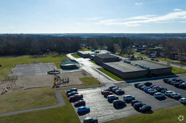 Northwood Elementary School has a student to teacher ratio of 16 to 1.