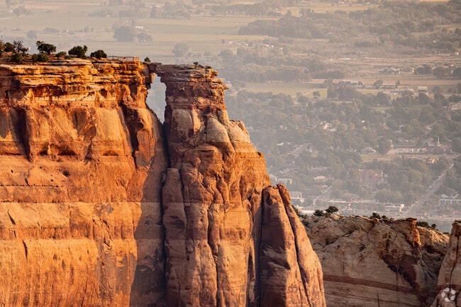 Experience the rugged beauty of Colorado Nat. Mon., a must destination by Grand Junction.