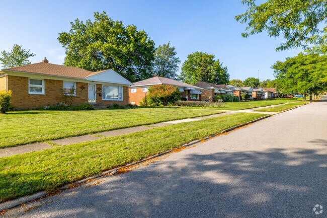 Ranch homes neatly line the residential streets of Highland Hills.