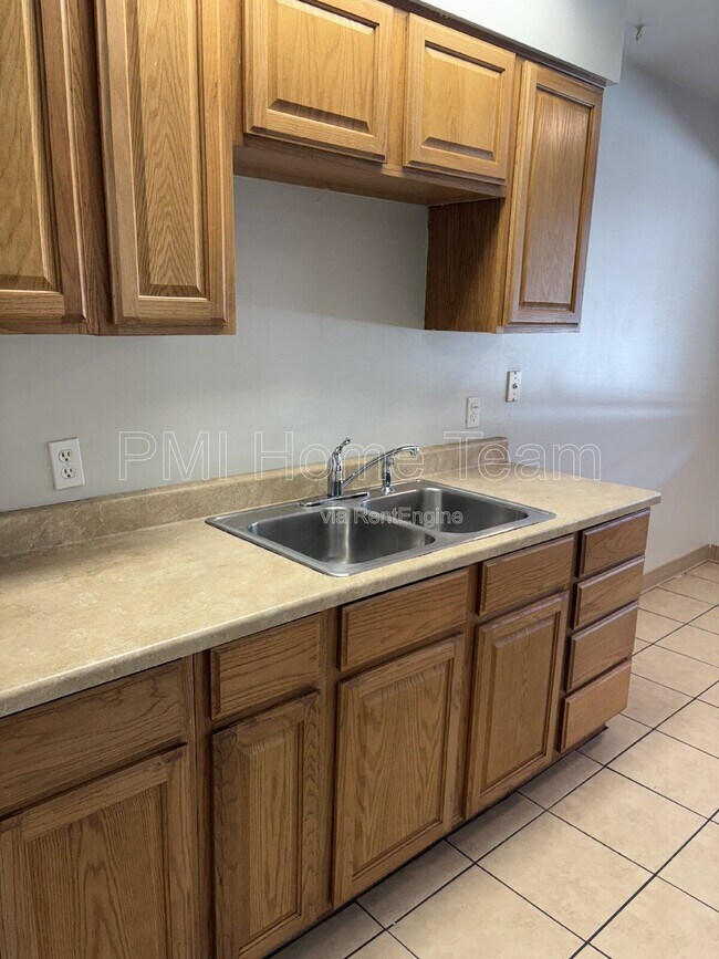 3476 Brinker Ave unit 2, Ogden, UT 84403 - photo 4