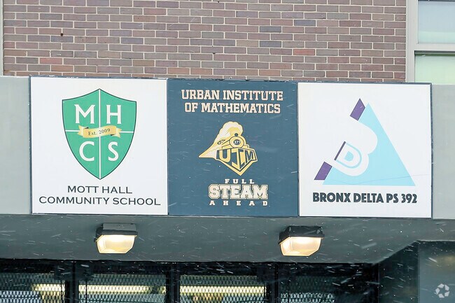 Urban Institute of Mathematics is an above average, public school.