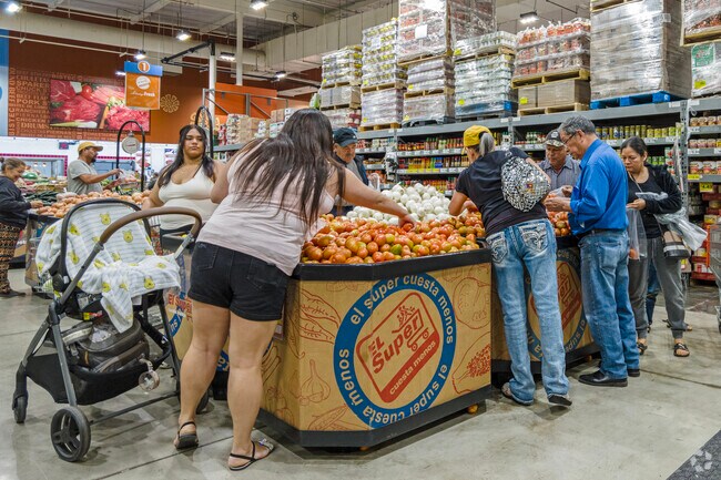 Residents of Huntington can find fresh produce at El Super.