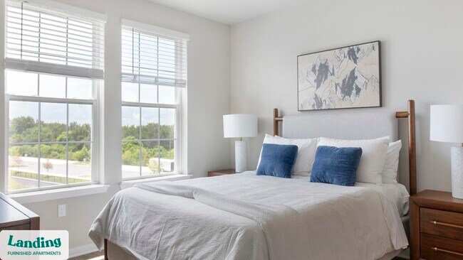 4902 Cosmos Cir unit 302, Wimauma, FL 33598 - photo 4