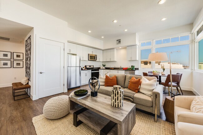 Alvins Corner at Penny Lane, Campbell, CA 95008 - photo 7