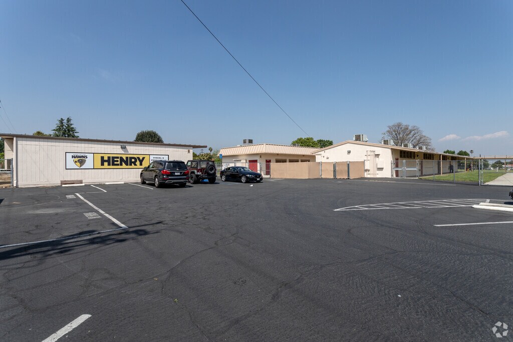 Henry Elementary School in Rialto serves grades K-5.