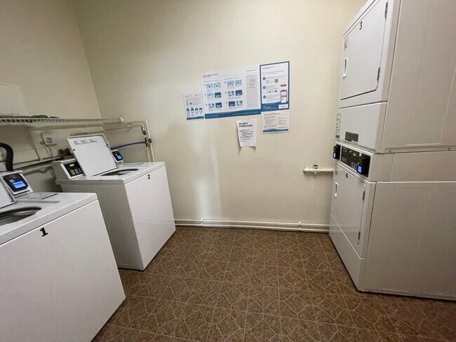 141 Beaconsfield Rd unit 20, Brookline, MA 02445 - photo 6